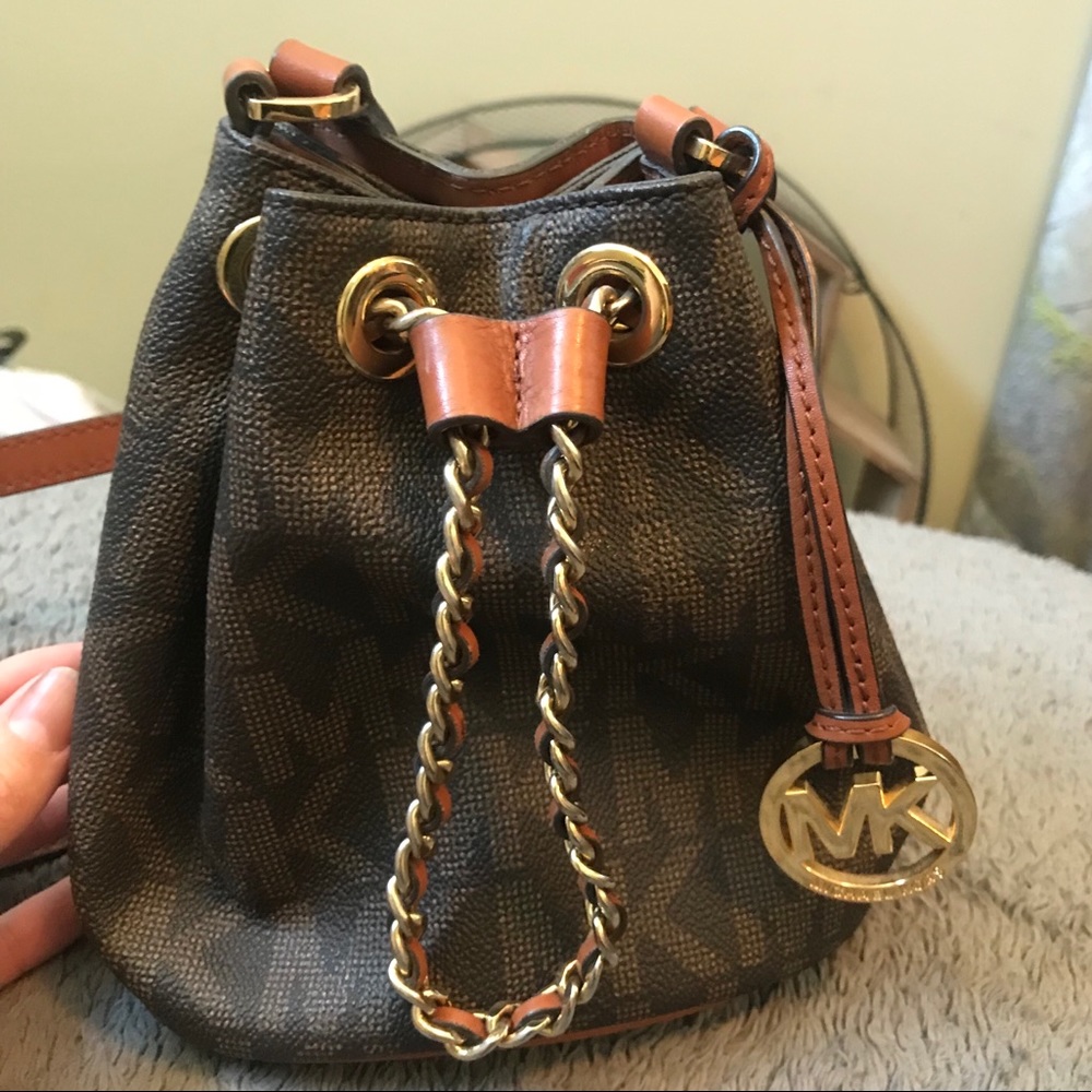 Michael Kors crossbody purse
